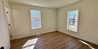 Room in 4 Bedroom Home in Concord Room in 4 Bedroom Home in Concord Gallery 4