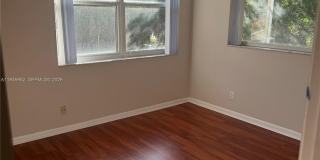 549 Racquet Club Road 32, Weston, FL 33326 Gallery 8