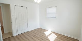 406 Essex Drive Gallery 18