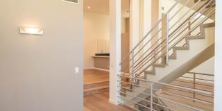 Contemporary Architectural 3bed 3bath + Office + Studio - Prime Mt. Washington Gallery 17