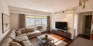 18th-Floor River West Residence with Center City Views & Utilities Included 18th-Floor River West Residence with Center City Views & Utilities Included Gallery 1