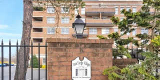 24 Iron Forge Square 24 Gallery 16