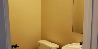 Room in 3 Bedroom Home at McGoogan Ln Gallery 25