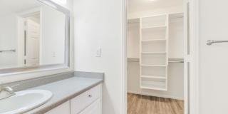 Miramonte Gallery 37