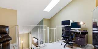 10208-C ASHBROOKE Court Gallery 23