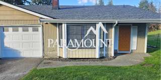 Newly Renovated 3 Bedroom! Gallery 1