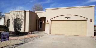 Large 3 Bedroom, 2 Bath Home Gallery 1