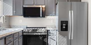 Charming Two-Bedroom Home with Security alarm & Private Yard! Gallery 13