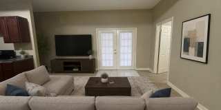 Adorable 2 Bedroom 1 Bath Apartment.Located in the Cotswold Area Gallery 3