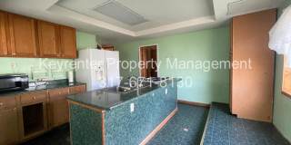 Cozy 3BR/2BA Home with Deck & Yard – Great Greenfield Location Gallery 6