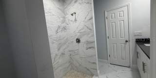 744/746 EISENHOWER Boulevard Gallery 16