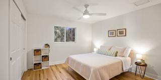 Pool Home for rent Gallery 9