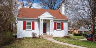CHEVIOT-Adorable 1 bedroom bungalow with garage. Gallery 1