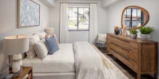 Locklyn West Palm Gallery 8