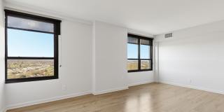 251 Dekalb Gallery 3