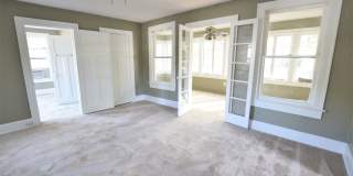 Bright Top-Floor 1 Bedroom in the Heart of Thornton Park! Walk to Lake Eola! Gallery 1