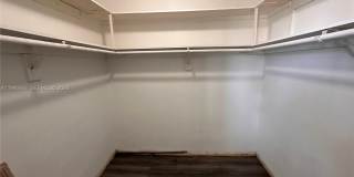 12590 NE 16th Ave Gallery 21