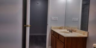 2 bedroom 1.5 bath condo near ETSU Gallery 28