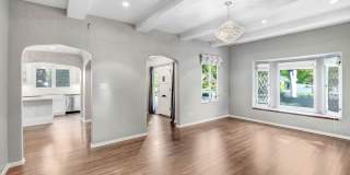 Luxurious Remodeled Home with ADU in Valley Village Gallery 7
