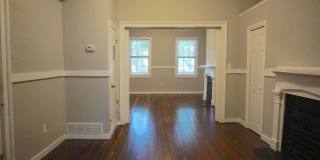 3 BED | 2 BATH | PRIVATE PATIO | WALK TO FORSYTH Gallery 15