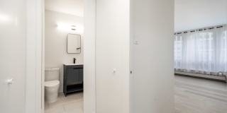 1401 E 55th Street Gallery 11
