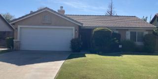 Comfortable 2BD/2BA Home in Bakersfield's Desirable 93312 — Fully Equipped! Comfortable 2BD/2BA Home in Bakersfield's Desirable 93312 — Fully Equipped! Gallery 1