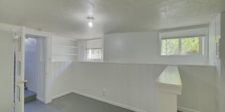 2 WEEKS FREE! House Near DU Gallery 13