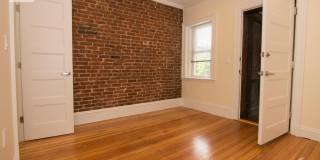 Charming 3 Bedroom-No Broker Fee Gallery 8