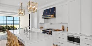 2428 The Strand Gallery 21