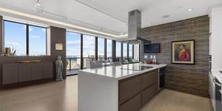 5875 Collins Avenue Gallery 45