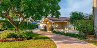 2317 NE 28th Court Gallery 4