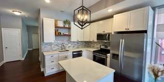 Gorgeous Fox Park Townhome Gallery 6