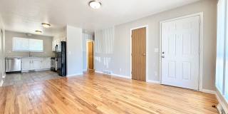 Bright and Spacious Lakewood Duplex Available for Immediate Rental!!! Gallery 5