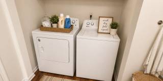 Blacksburg, 4 BR / 2.5 BA Available July 22 Gallery 7