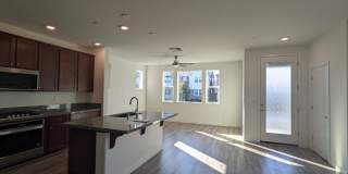 Beautiful/Spacious 3/2.5 (SOLAR) Natomas!  Please reference ad for viewings! Gallery 5