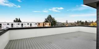 Modern Wallingford/Fremont Home with Rooftop Views & Designer Finishes Gallery 22