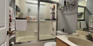 1916 SE 14th Ct Gallery 13
