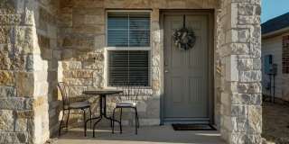 Clean, Quiet 3BR Home Near Texas State, Ideal for Professionals or Small Families Gallery 3