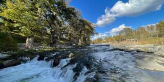 NEW ON MARKET (4 ACRE HOA GUADALUPE RIVER PARK COUPLE BLOCKS AWAY) Gallery 19
