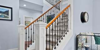 Desirable Oregon City / Luxury Home, High End Amenities, Central Air, Central Vac, Tank-less Hot Water & More! Gallery 7