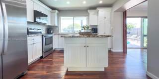 1466 NE 57th Ct Gallery 21