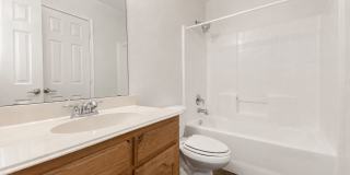 $1,950 3 Bed/2 Bath/2 Garage Ready for Move-in Home in Woodland Creek Gallery 14