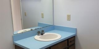 2015 Frontera St Gallery 16