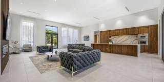 1000 SW 93rd Avenue Gallery 12