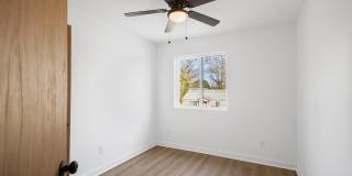 513 Algood Street Gallery 8