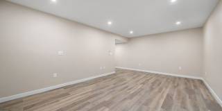 1249 Palm Street Gallery 14