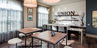 Avalon Union Gallery 13