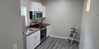 2 Bedroom 1 Bath Townhouse Gallery 4