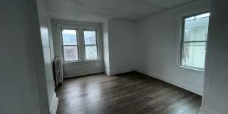 5 beds 2 bath Gallery 10