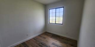 Cozy 3BR 1BA House Near Buckingham Area RECENTLY REDUCED! Gallery 16